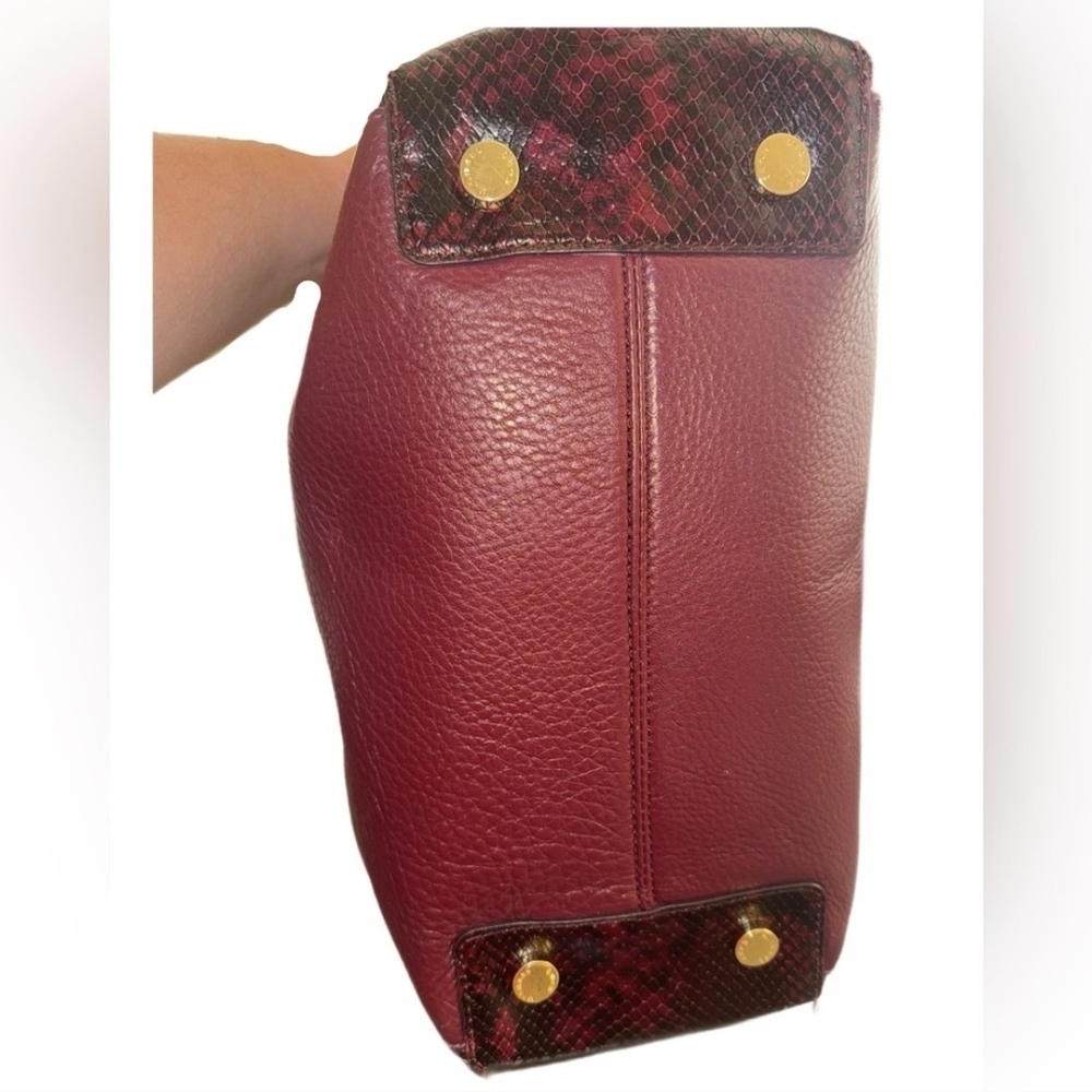VEUC Michael Kors Riley Burgundy & Black Python Leather Satchel With Dusty - Picture 3 of 9